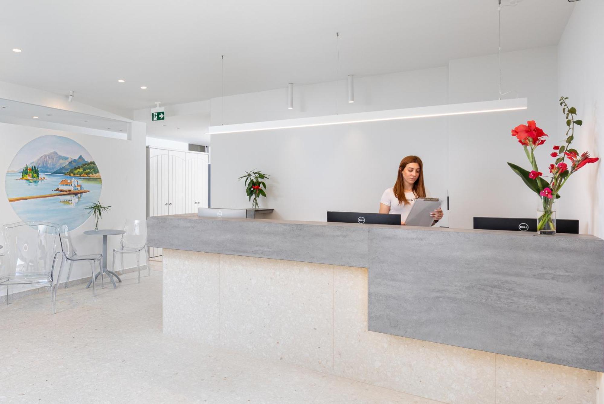 Bella Vista Beach Hotel Benitses  Dış mekan fotoğraf
