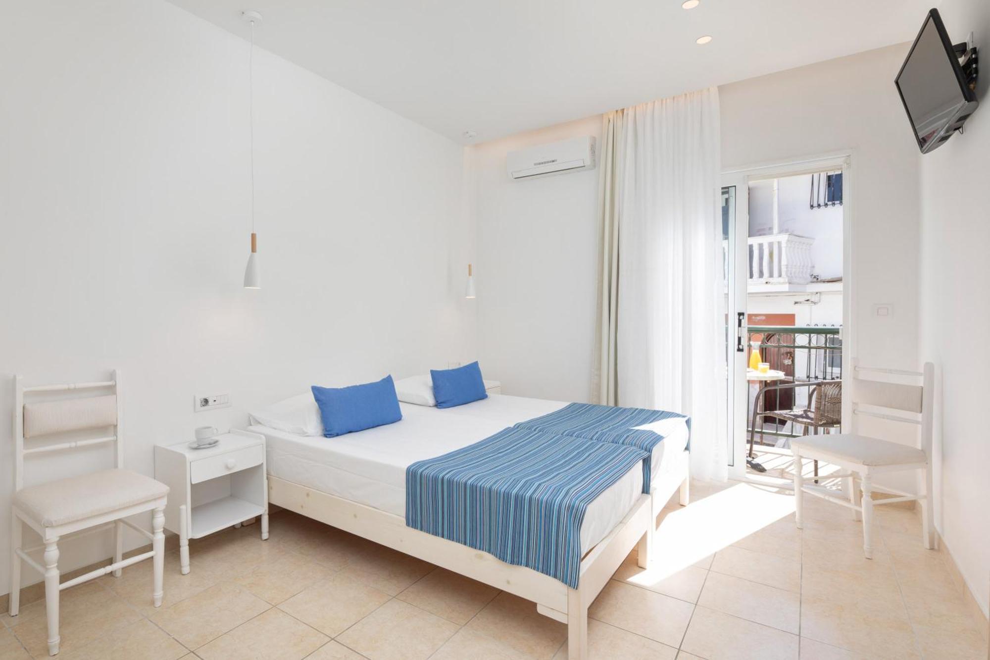 Bella Vista Beach Hotel Benitses  Dış mekan fotoğraf