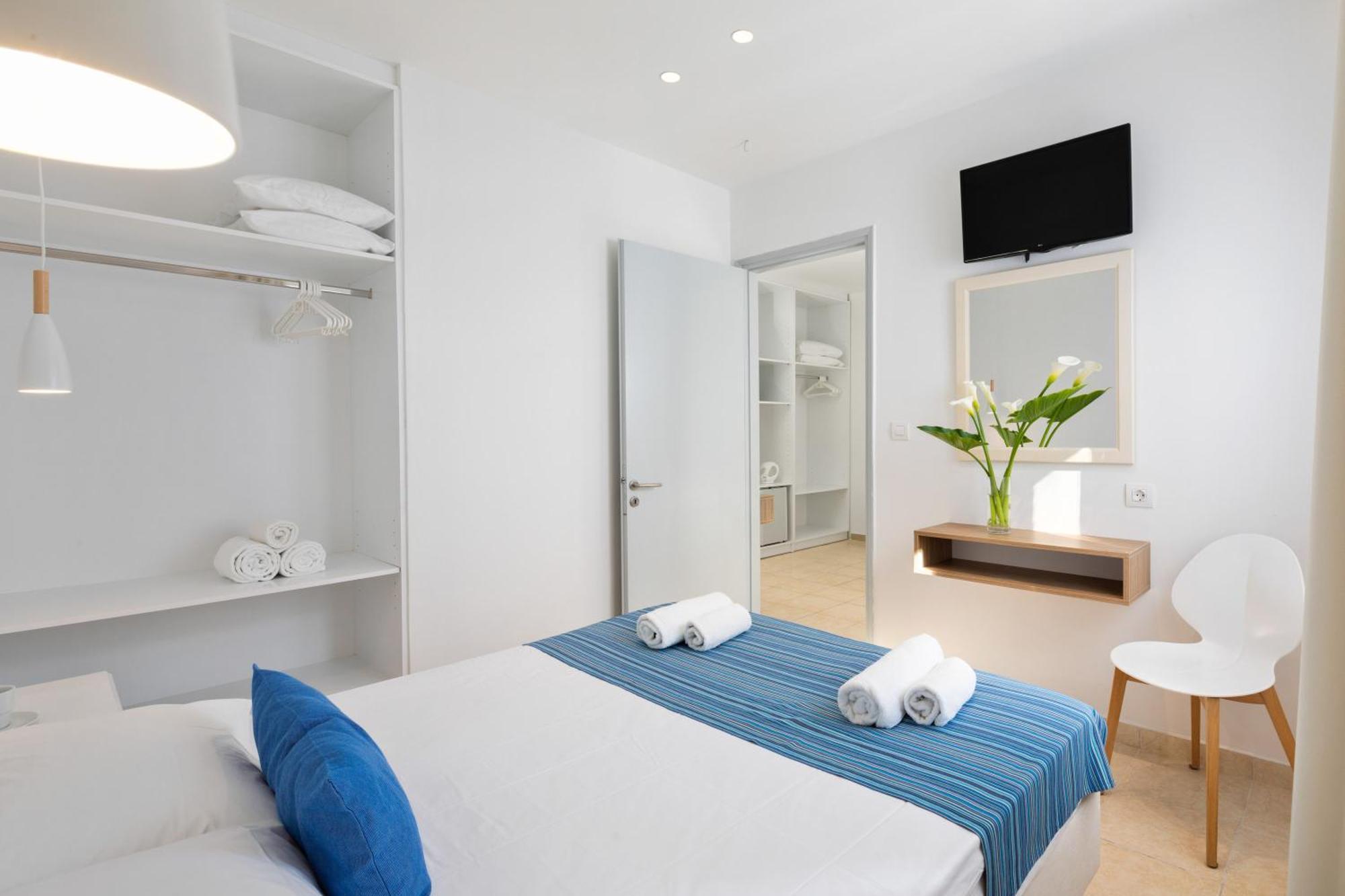 Bella Vista Beach Hotel Benitses  Dış mekan fotoğraf