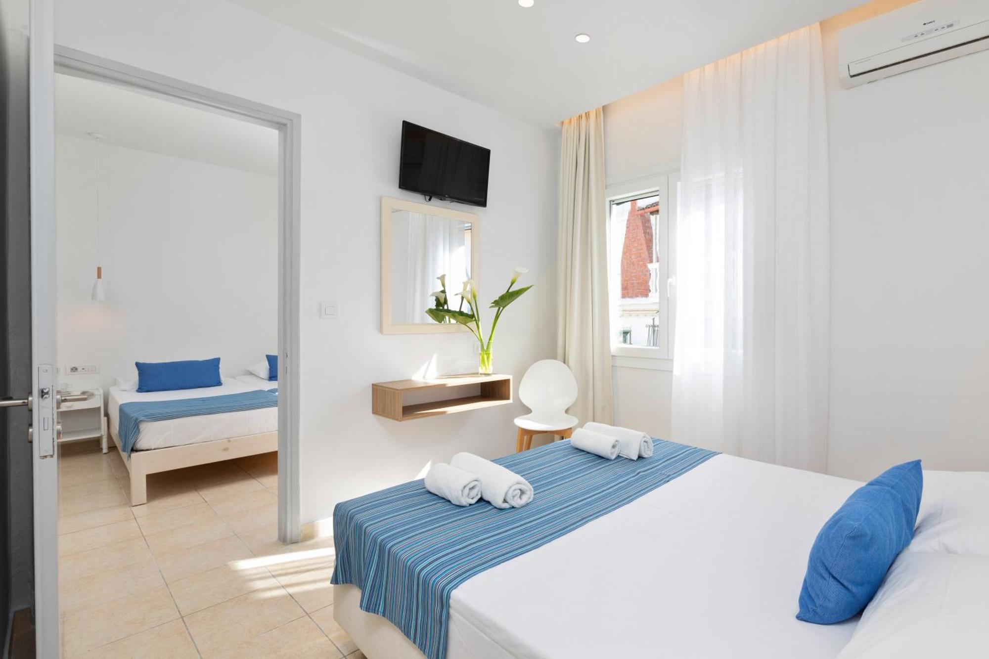 Bella Vista Beach Hotel Benitses  Dış mekan fotoğraf