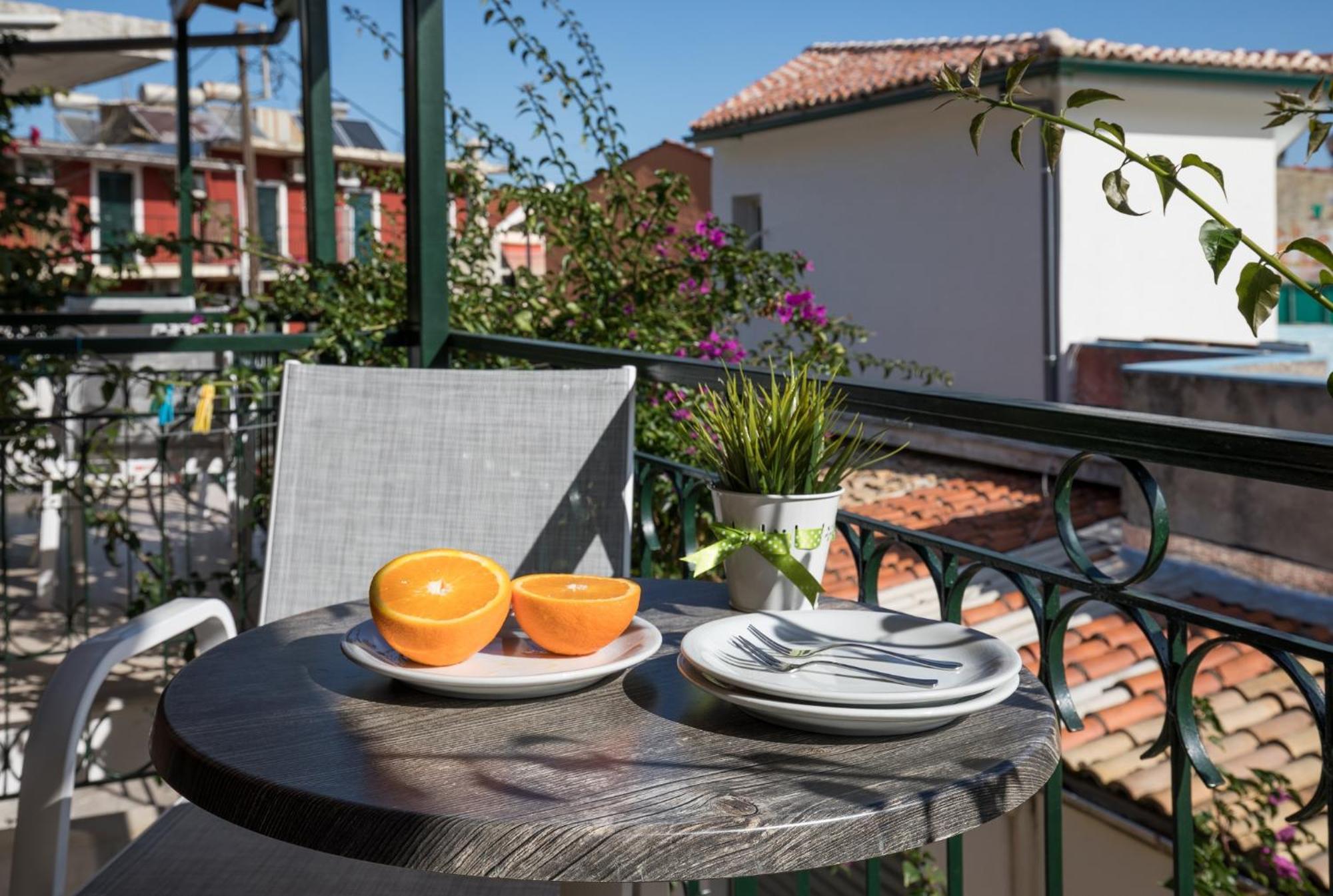 Bella Vista Beach Hotel Benitses  Dış mekan fotoğraf